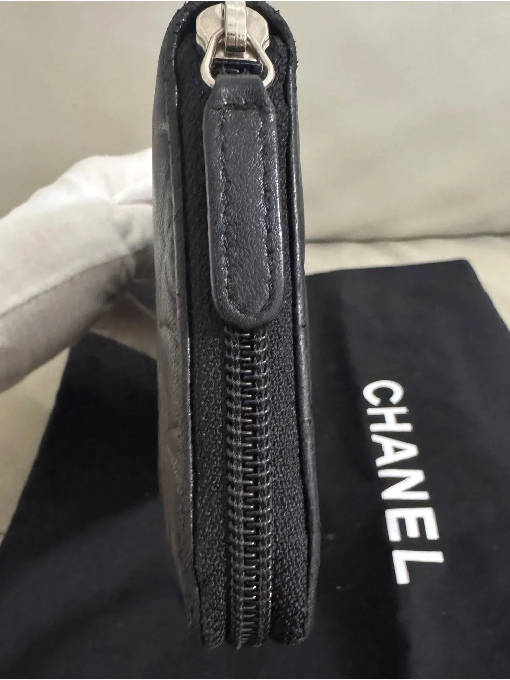 Chanel camellia Black Zip-Around Wallet - Sleek Everyday Organizer